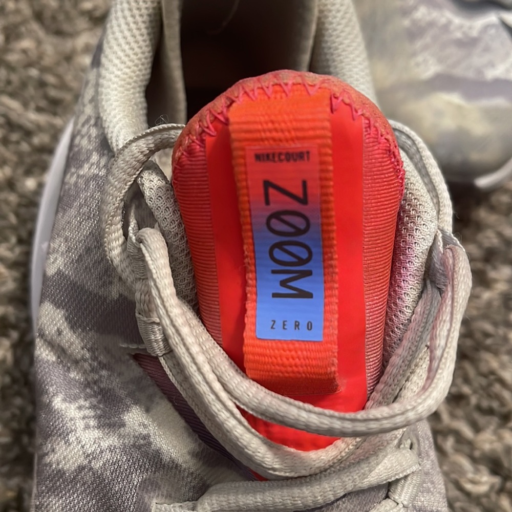 *SOLD* Nike Court Air Zoom Zero Tennis shoes - Picture 2 of 4